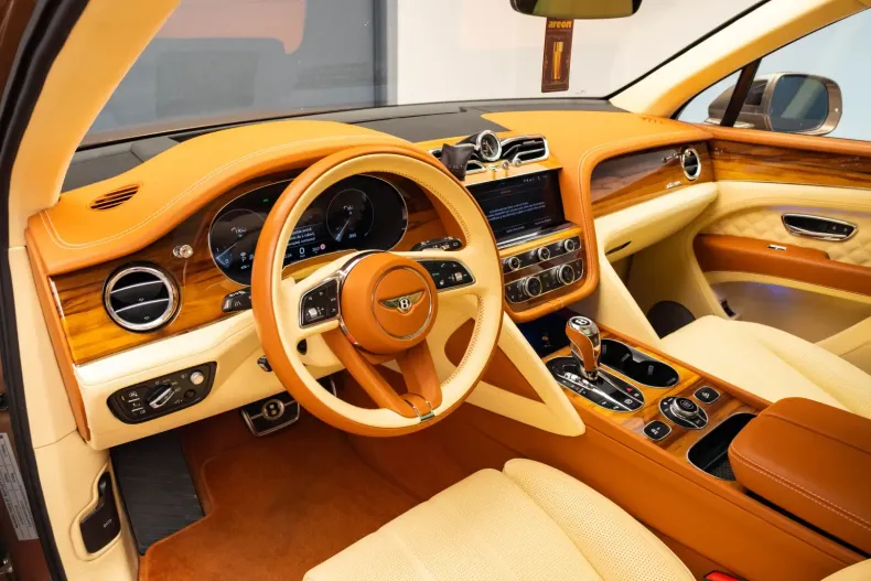 Bentley Bentayga din 2024 cu 44.000 km - oferta BEN154263 - foto 10