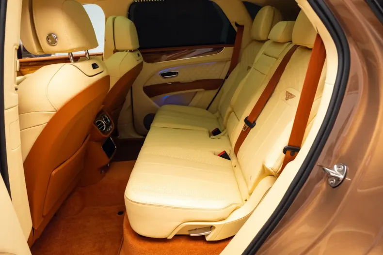 Bentley Bentayga din 2024 cu 44.000 km - oferta BEN154263 - foto 19