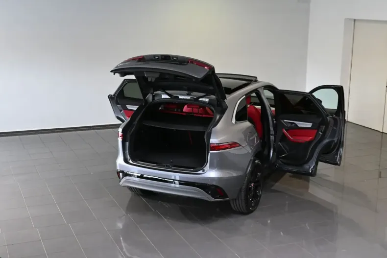 Jaguar F-Pace din 2024 cu 7.691 km - oferta JAG154281 - foto 6