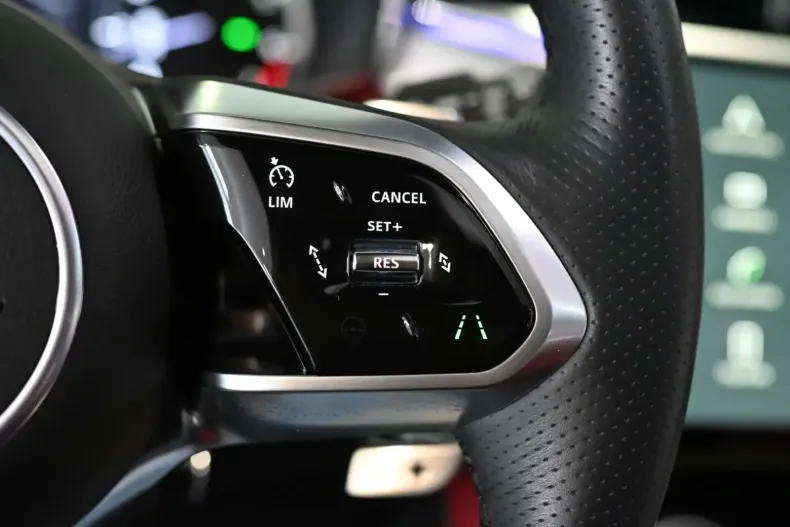 Jaguar F-Pace din 2024 cu 7.691 km - oferta JAG154281 - foto 17