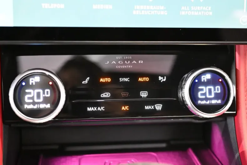 Jaguar F-Pace din 2024 cu 7.691 km - oferta JAG154281 - foto 25