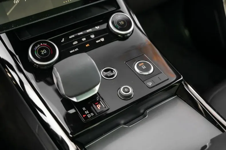 Land Rover Range Rover Sport din 2023 cu 73.659 km - oferta LAN154289 - foto 24