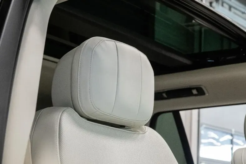 Land Rover Range Rover din 2024 cu 13.500 km - oferta LAN154293 - foto 9