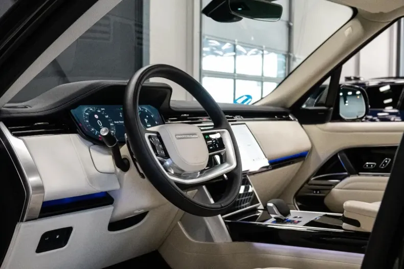 Land Rover Range Rover din 2024 cu 13.500 km - oferta LAN154293 - foto 17