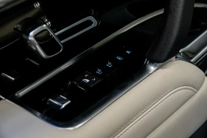 Land Rover Range Rover din 2024 cu 13.500 km - oferta LAN154293 - foto 21