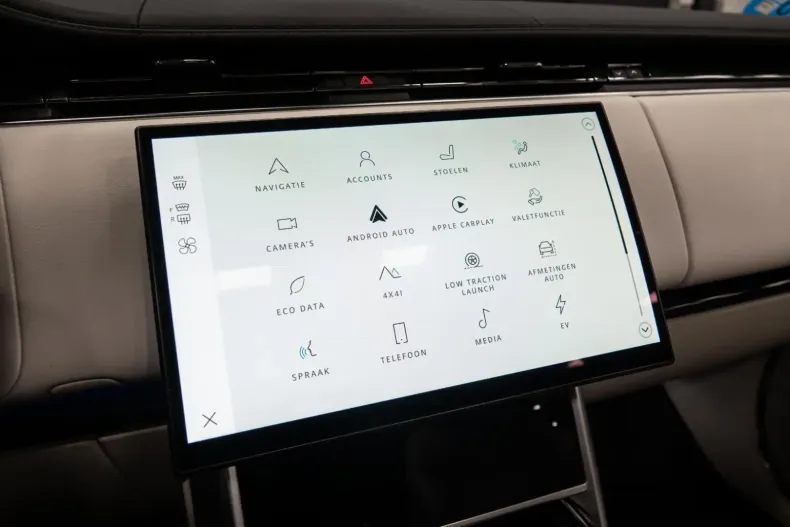 Land Rover Range Rover din 2024 cu 13.500 km - oferta LAN154293 - foto 31