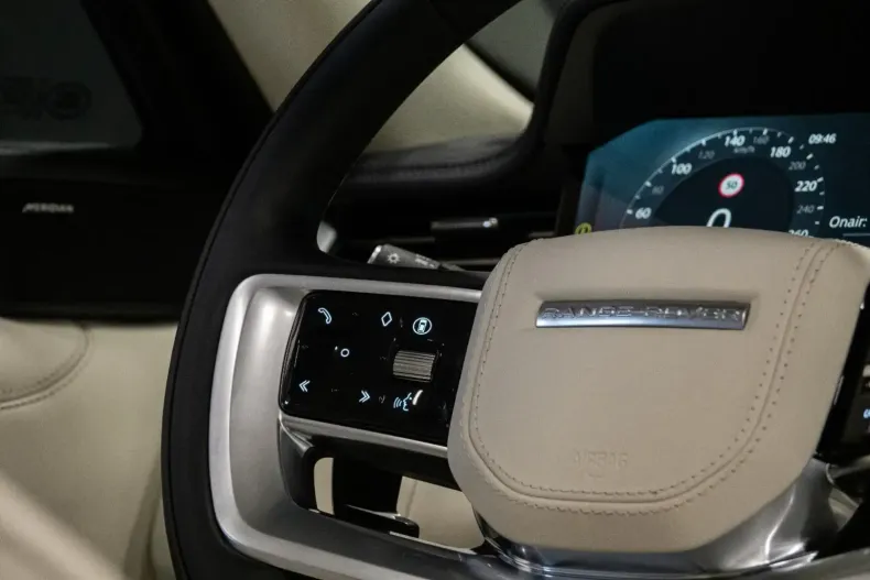 Land Rover Range Rover din 2024 cu 13.500 km - oferta LAN154293 - foto 36