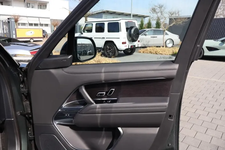 Land Rover Range Rover din 2023 cu 49.500 km - oferta LAN154295 - foto 20