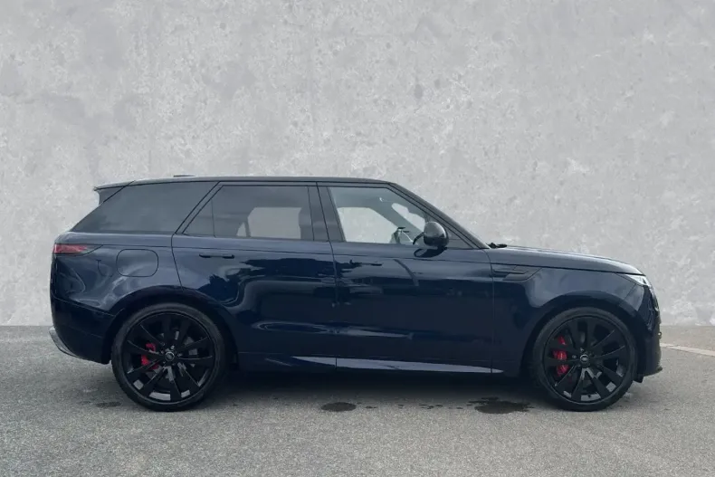 Land Rover Range Rover Sport din 2023 cu 57.500 km - oferta LAN154304 - foto 6