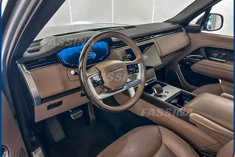 Land Rover Range Rover din 2024 cu 71.478 km - oferta LAN154309 - foto 9