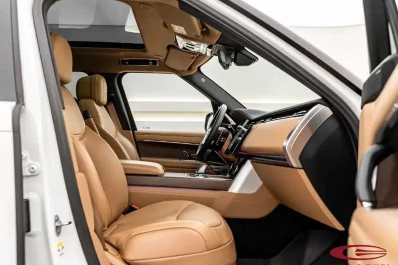 Land Rover Range Rover din 2023 cu 50.000 km - oferta LAN154312 - foto 7