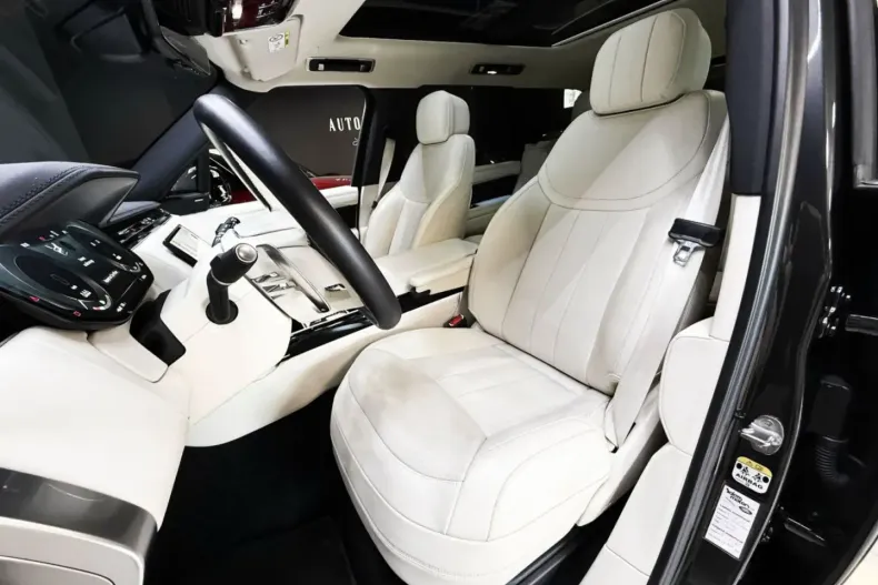 Land Rover Range Rover din 2023 cu 59.990 km - oferta LAN154313 - foto 12