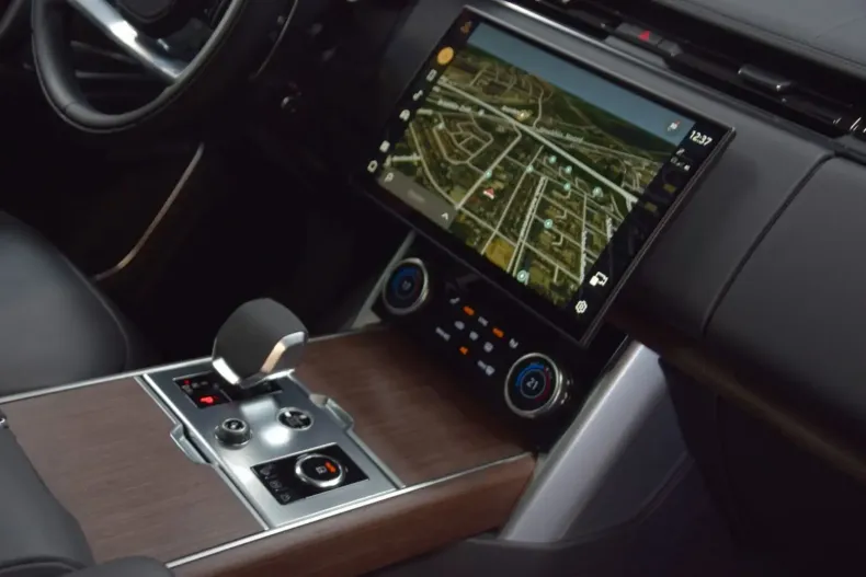 Land Rover Range Rover din 2023 cu 66.459 km - oferta LAN154314 - foto 8