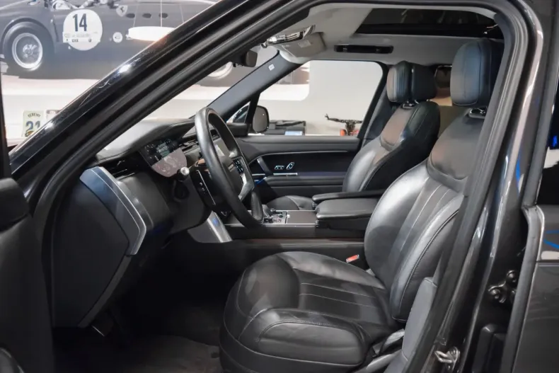 Land Rover Range Rover din 2023 cu 44.900 km - oferta LAN154316 - foto 5