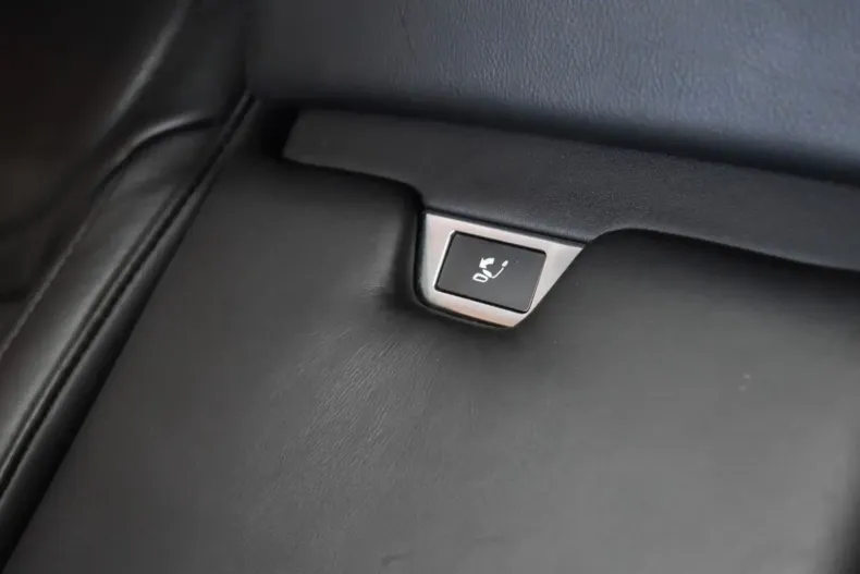 Land Rover Range Rover din 2023 cu 44.900 km - oferta LAN154316 - foto 24