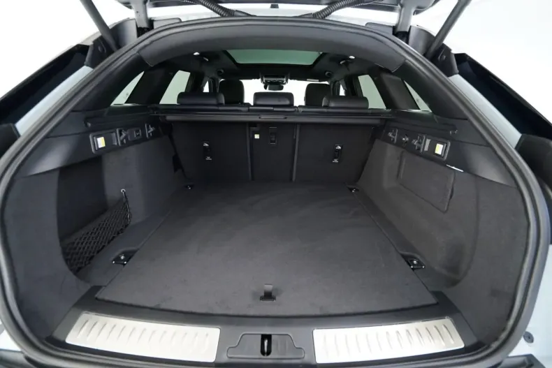 Land Rover Range Rover din 2024 cu 29.890 km - oferta LAN154318 - foto 5