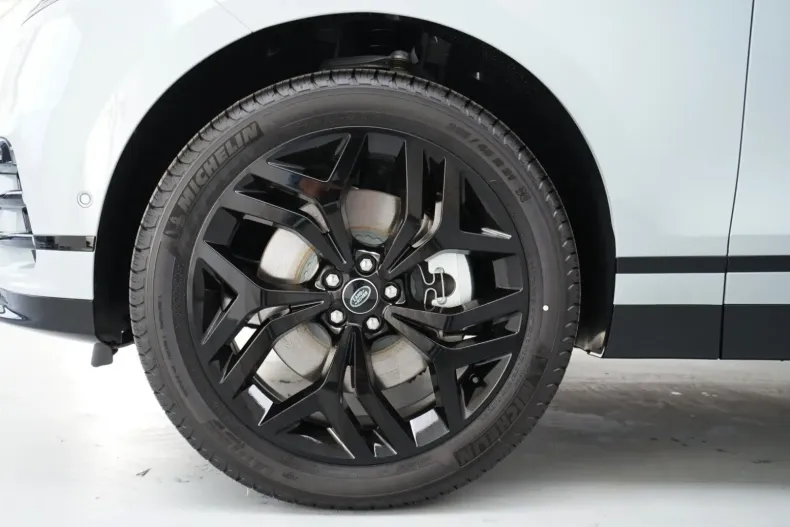 Land Rover Range Rover din 2024 cu 29.890 km - oferta LAN154318 - foto 13