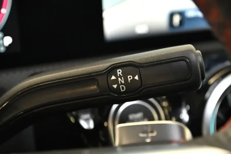 Mercedes-Benz CLA 250 din 2024 cu 6.741 km - oferta MER154331 - foto 16