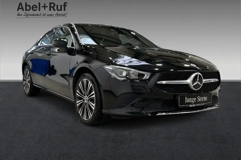 Mercedes-Benz CLA 250 din 2021 cu 63.610 km - oferta MER154337 - foto 6