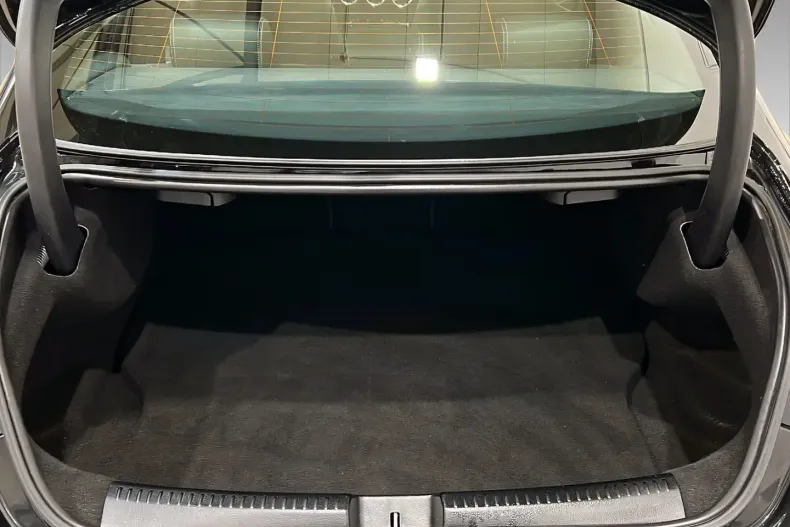 Mercedes-Benz CLA 250 din 2021 cu 63.610 km - oferta MER154337 - foto 8