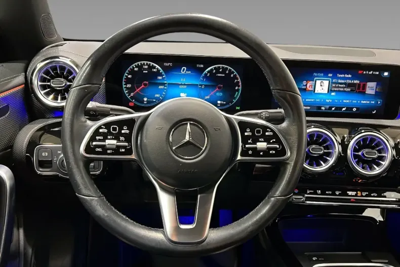 Mercedes-Benz CLA 250 din 2021 cu 63.610 km - oferta MER154337 - foto 14