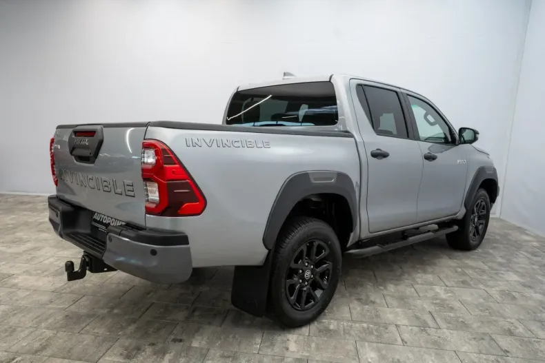 Toyota Hilux din 2025 cu 2.000 km - oferta TOY154344 - foto 31