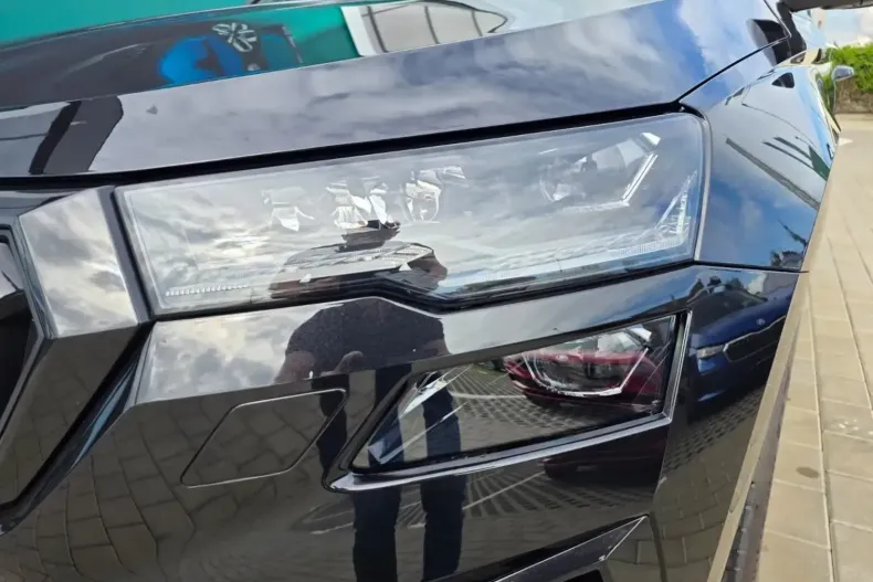 Skoda Karoq din 2025 cu 5 km - oferta SKO154345 - foto 8