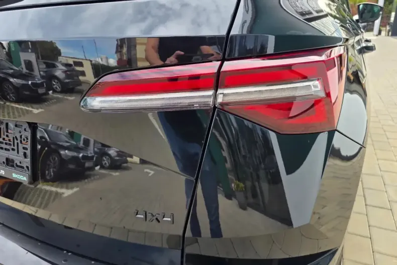 Skoda Karoq din 2025 cu 5 km - oferta SKO154345 - foto 9