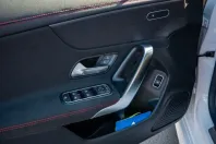 Mercedes-Benz CLA 200 din 2025 cu 16.900 km - oferta MER154348 - foto 20