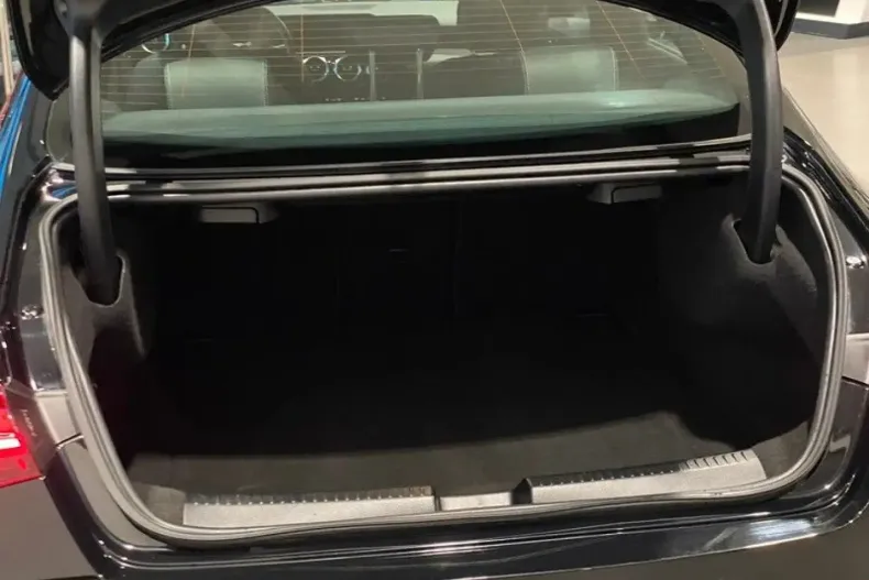 Mercedes-Benz CLA 200 din 2023 cu 65.206 km - oferta MER154350 - foto 27