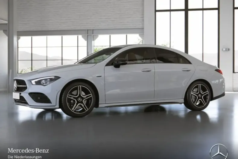 Mercedes-Benz CLA 250 din 2020 cu 76.473 km - oferta MER154352 - foto 2