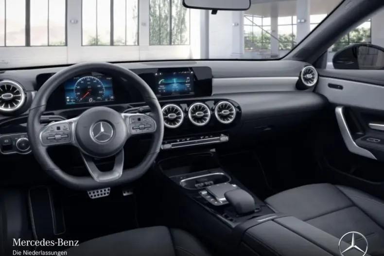 Mercedes-Benz CLA 250 din 2020 cu 76.473 km - oferta MER154352 - foto 8