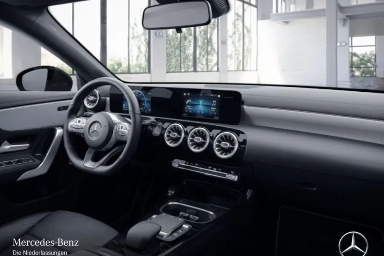 Mercedes-Benz CLA 250 din 2020 cu 76.473 km - oferta MER154352 - foto 9