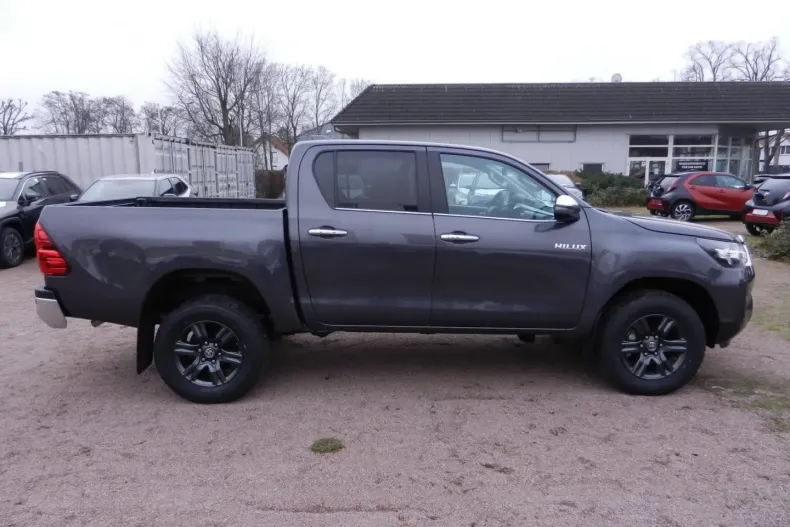 Toyota Hilux din 2025 cu 2.501 km - oferta TOY154356 - foto 16