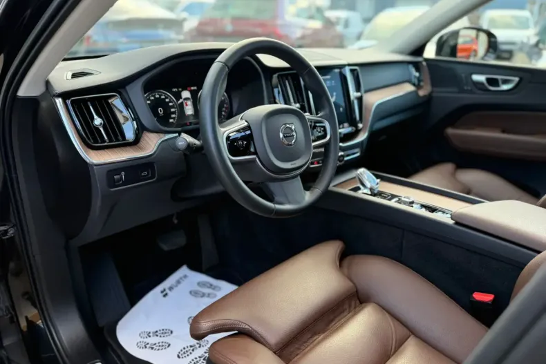 Volvo XC60 din 2020 cu 42.726 km - oferta VOL154357 - foto 12