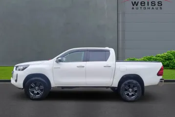 Toyota Hilux din 2024 - oferta TOY154358