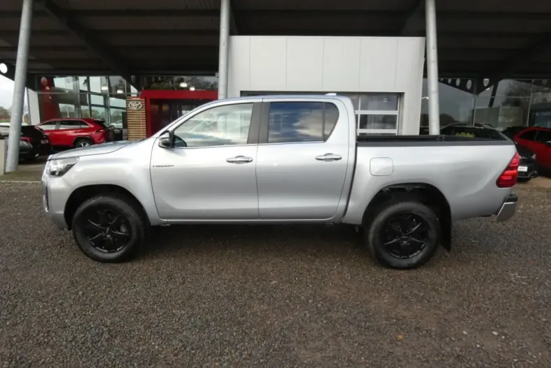 Toyota Hilux din 2024 cu 21.000 km - oferta TOY154361 - foto 1