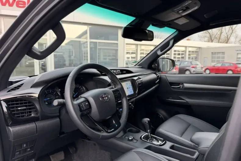 Toyota Hilux din 2025 cu 1.500 km - oferta TOY154363 - foto 2