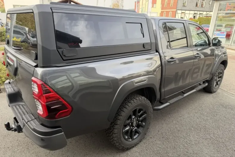 Toyota Hilux din 2025 cu 1.500 km - oferta TOY154363 - foto 3