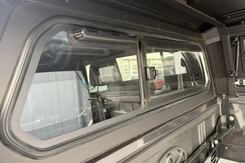 Toyota Hilux din 2025 cu 1.500 km - oferta TOY154363 - foto 10