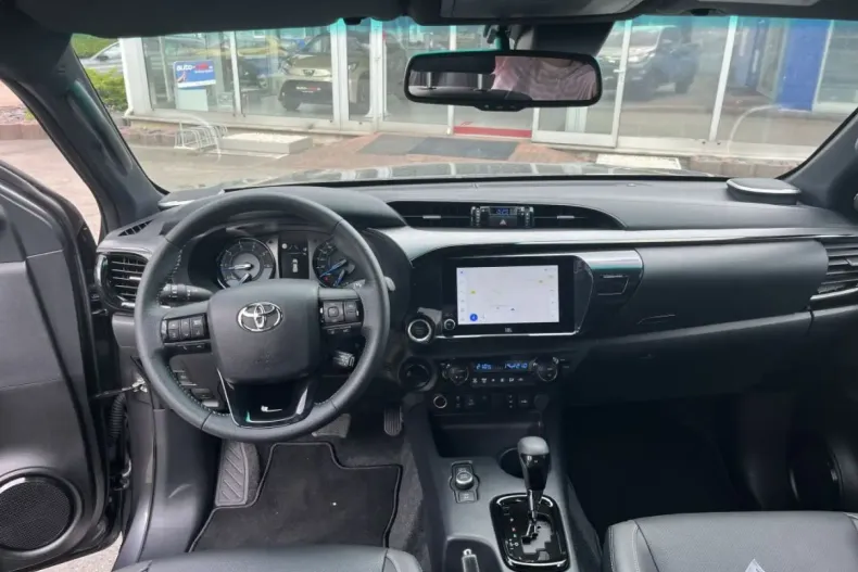 Toyota Hilux din 2025 cu 1.500 km - oferta TOY154363 - foto 12