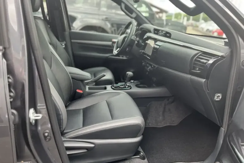 Toyota Hilux din 2025 cu 1.500 km - oferta TOY154363 - foto 14