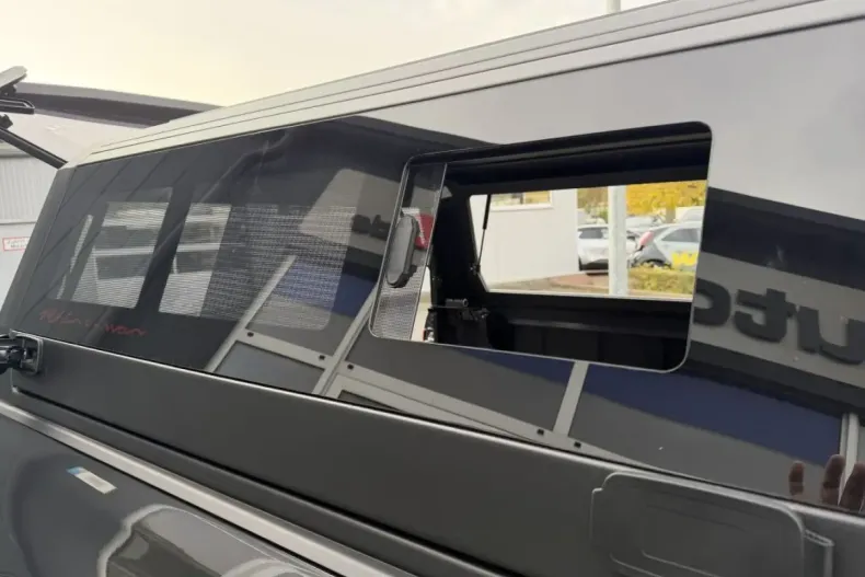 Toyota Hilux din 2025 cu 1.500 km - oferta TOY154363 - foto 20