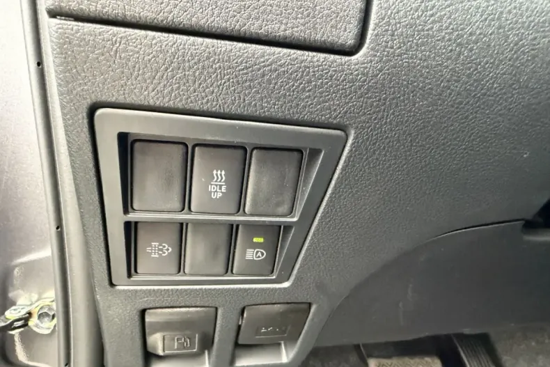 Toyota Hilux din 2025 cu 1.500 km - oferta TOY154363 - foto 21