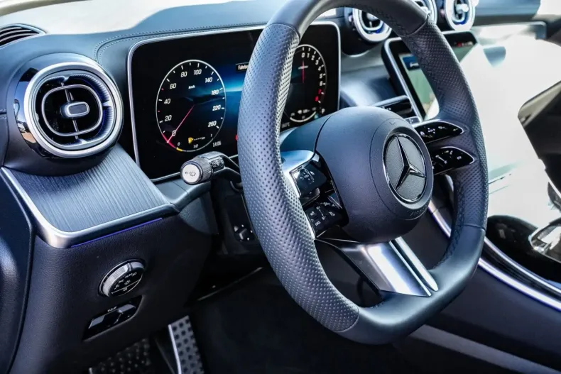 Mercedes-Benz GLC 300 din 2024 cu 20.920 km - oferta MER154364 - foto 25