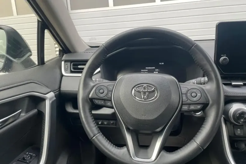 Toyota RAV4 din 2023 cu 33.950 km - oferta TOY154374 - foto 11