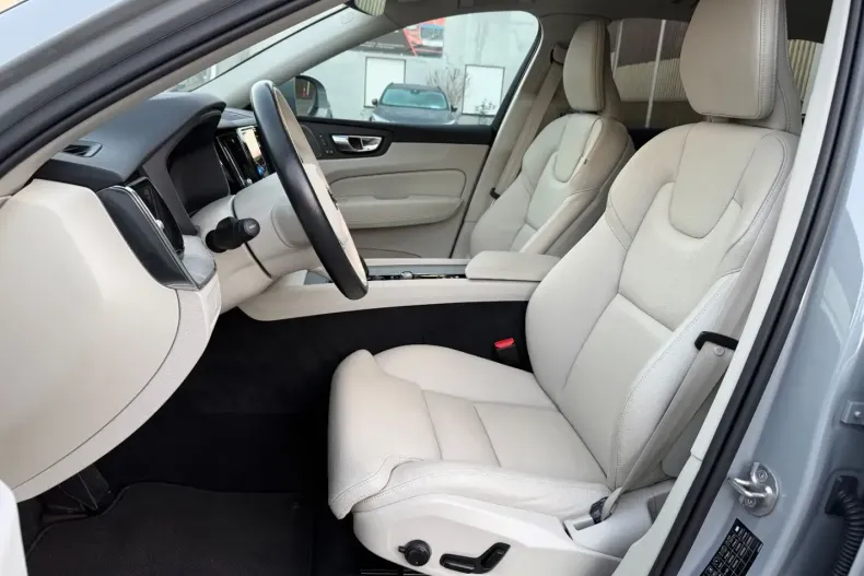 Volvo XC60 din 2024 cu 16.900 km - oferta VOL154378 - foto 10