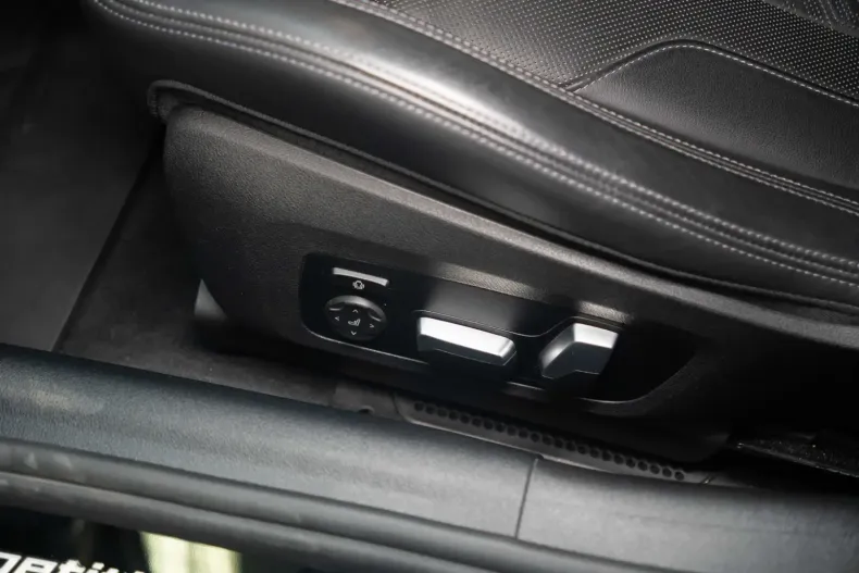 BMW M8 din 2023 cu 20.000 km - oferta BMW154380 - foto 17