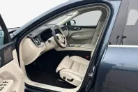 Volvo XC60 din 2024 cu 30.785 km - oferta VOL154382 - foto 6