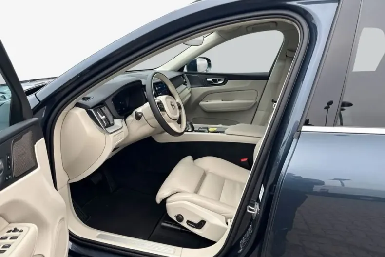 Volvo XC60 din 2024 cu 30.785 km - oferta VOL154382 - foto 6